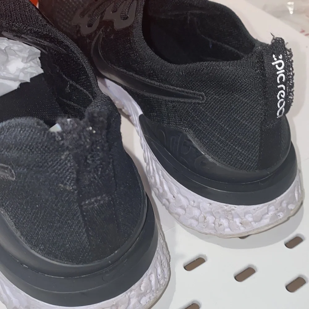 Authentic Nike men’s epic react sneakers sz 9 - Picture 14 of 16